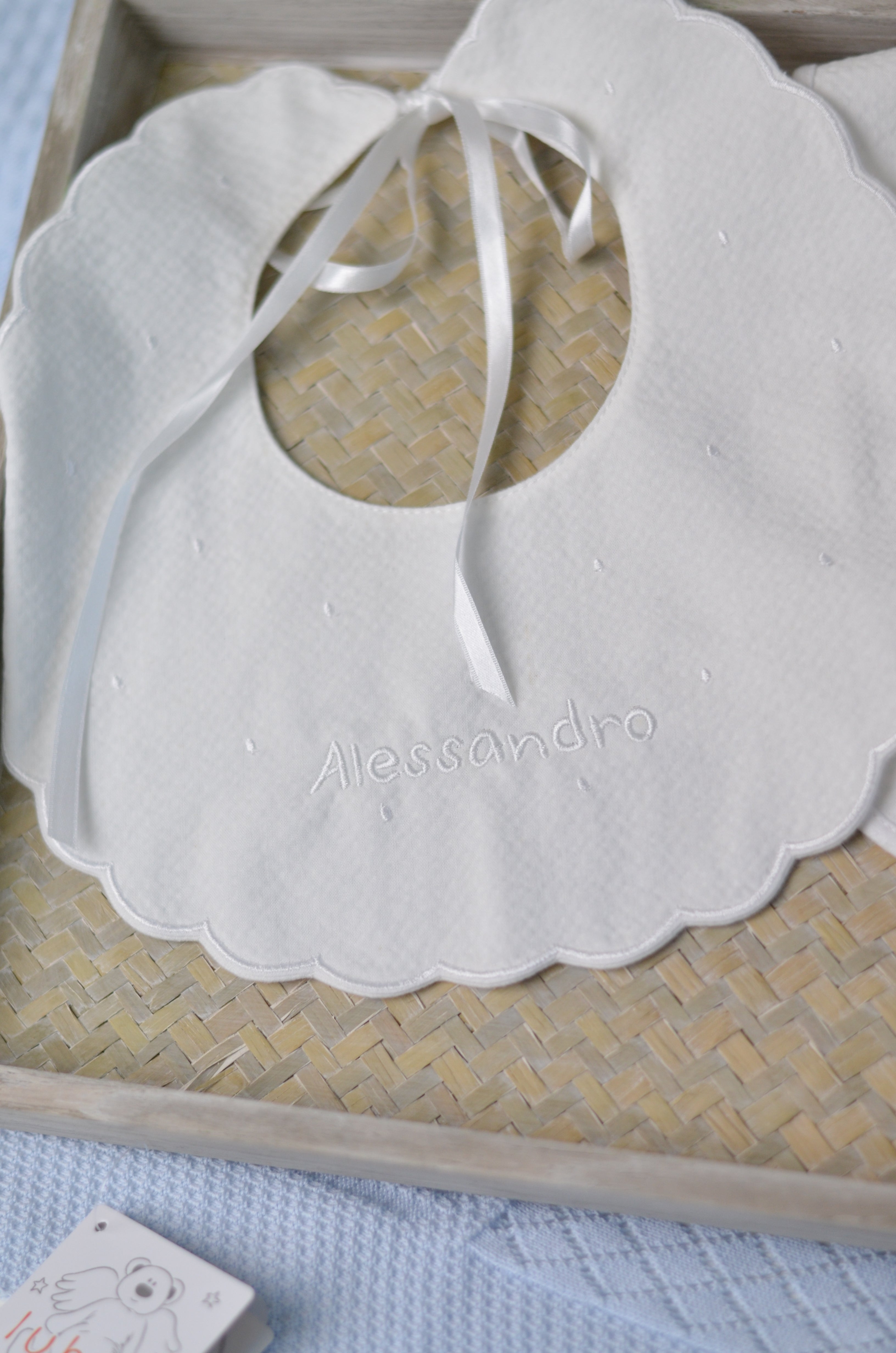 Set Babero y Trapito de Hombro Blanco