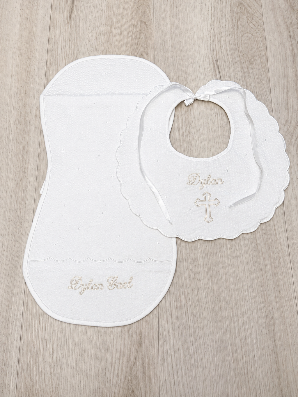 Set Babero y Trapito de Hombro Blanco